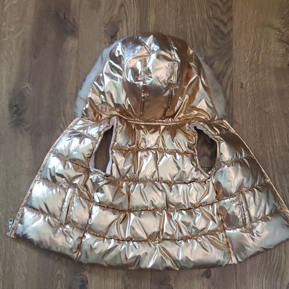 GIRLS ROSE GOLD VEST - Picture 3 of 4